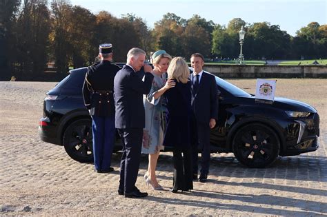 Video L Arriv E En Images D Emmanuel Macron Et Du Roi Des Belges