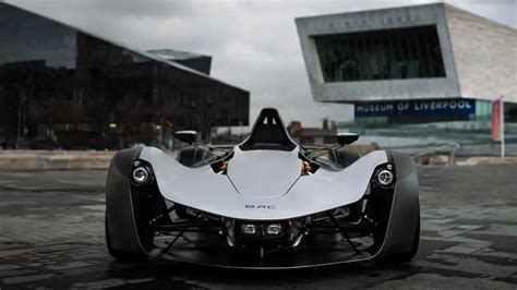 Vídeo un BAC Mono se divierte sin límites en la Autobahn