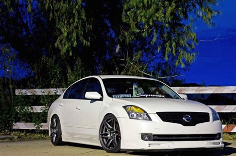 Nissan Altima Slammed - amazing photo gallery, some information and ...