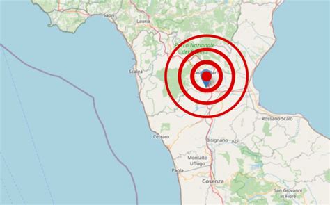 Terremoti Due Lievi Scosse Nel Cosentino L Epicentro A Km Di