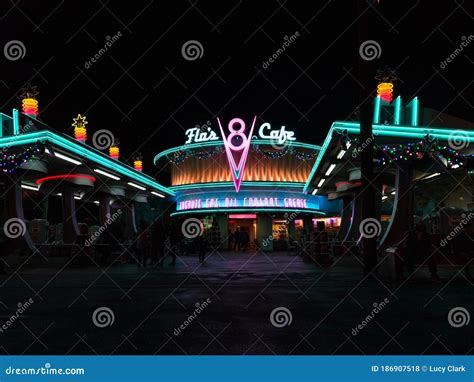 Flo`s V8 Cafe in Cars Land, Disneyland Editorial Stock Photo - Image of cars, travel: 186907518