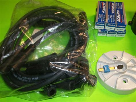 TUNE UP KIT VOLVO PENTA 4 3 V6 GI GXI OSI SPARK PLUGS WIRES CAP AND ROTOR