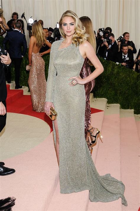 Kate Upton Is Engaged See Her 10 Most Naked Moments