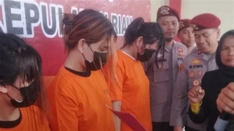 Empat Selebgram Waria Di Batam Promosi Judi Online Kini Tersangka