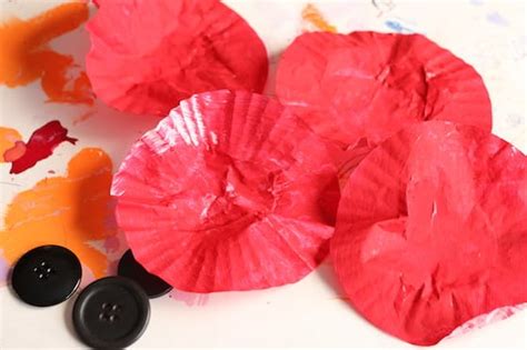 Painted Cupcake Liner Poppy Craft Happy Hooligans