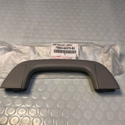 GENUINE TOYOTA GRAB HANDLE FOR FORTUNER HILUX INNOVA 2016 UP GRAY