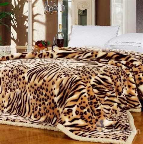 New Arrival High Quality Super Soft Leopard Print Double Thick Blanket