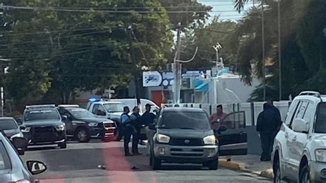 Tirotean A Un Conductor Cerca De Una Escuela En Santa Isabel