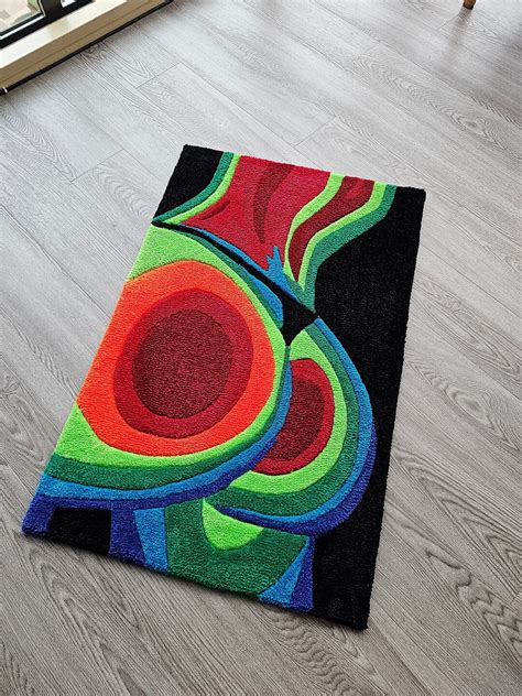 Handmade Tufted Thermal Body Rug Etsy