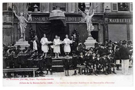 Troyes Fêtes de la Bonneterie 1926 La Lisette du Quartier