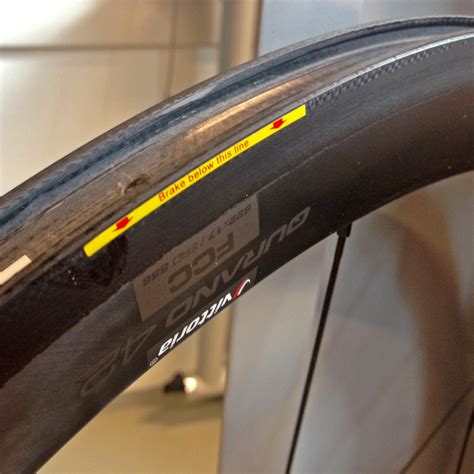 Sneak Peek At Vittoria S New Tubeless Carbon Qurano 46 Road Bikerumor