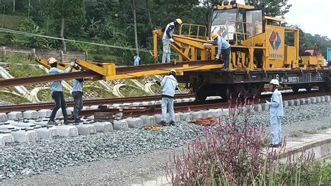 Inilah Cara Kerja Mesin Wz Untuk Pemasangan Rel Secara Manual