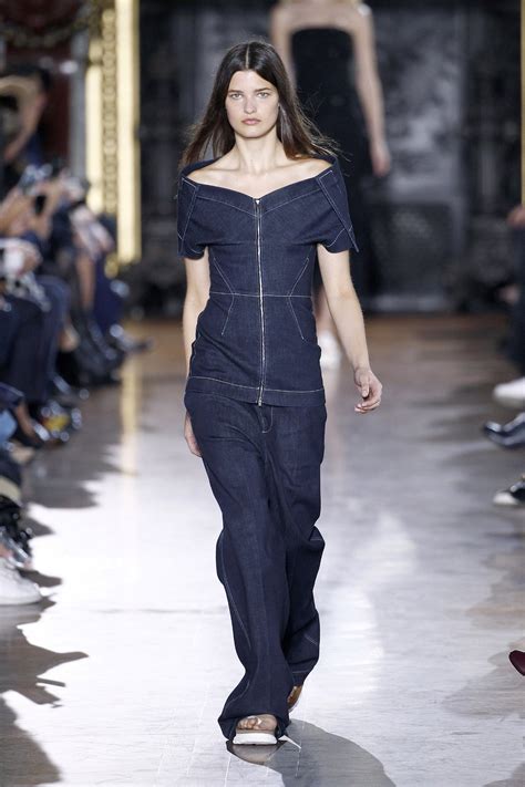 Stella McCartney Ready To Wear Fashion Show Collection Spring Summer