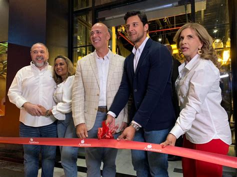 Applebee S Abre Su Tercera Sucursal En Santo Domingo Este