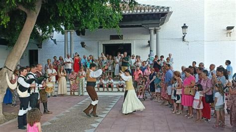 Amigos De Galicia En La Herradura Entrega La Medalla Y Diploma Al