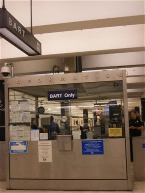 SFO Airport - BART Trains | San Francisco Guide