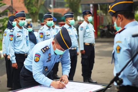 Jadikan Pedoman Dan Landasan Lapas Kuningan Deklarasi Janji Kinerja