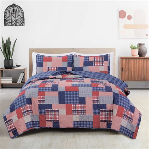 Great Bay Home Spencer Plaid Patchwork 3 Piece Reversible Quilt Set