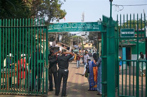 Entry Into The Indian Botanical Garden At Shibpur Howrah Stock Photo ...