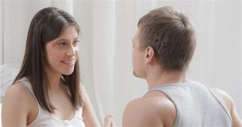 REY XXX AMATEUR Comendo o cú apertado da novinha