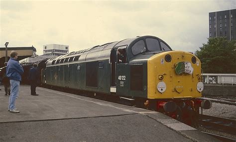 Cardiffcen40122a Class 40 No 40122 D200 At The Head Of T Flickr