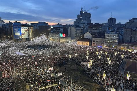 Arhiv Javnih Skupova Na Slaviji Izme U Dva I Tri Puta Vi E Ljudi Od