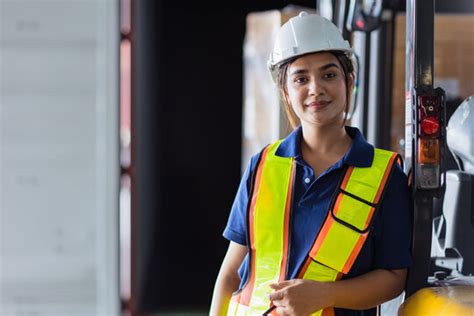 「indian Ladies」の画像 112813 件の Stock 写真、ベクターおよびビデオ Adobe Stock