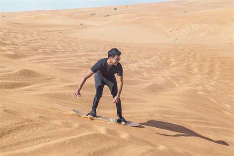 Dubai Woestijnsafari Quad Rijden Kamelenrit En Sandboarden