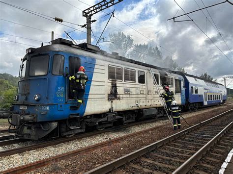 Video Incendiu La Locomotiva Trenului Cluj Napoca Baia Mare S A