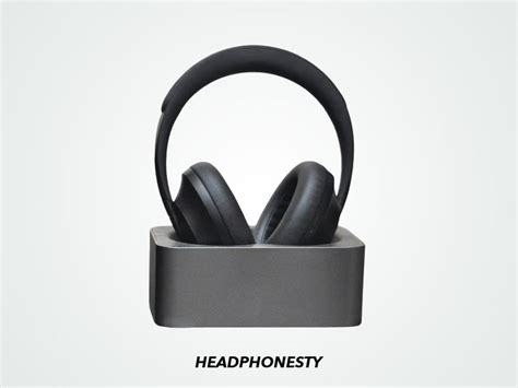 12 Best Headphone Stands For All Headphone Types [2023] Headphonesty