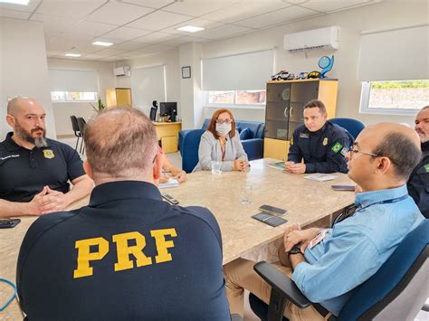 Superintendente da PRF realiza reunião a Reitora do IFPB visando