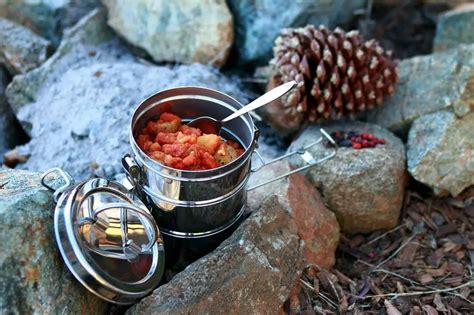 Food to Pack for Camping – the Ultimate Checklist