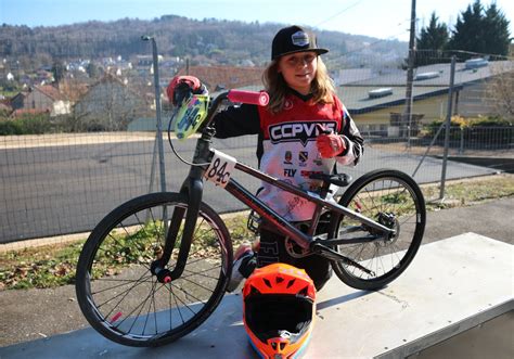 Chenoz La M Line Flavio Chaillard Ans Et Surdou En Bmx