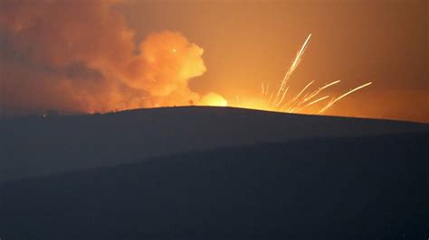 Konflikt Um Berg Karabach Staatschefs Einigen Sich Auf Waffenruhe