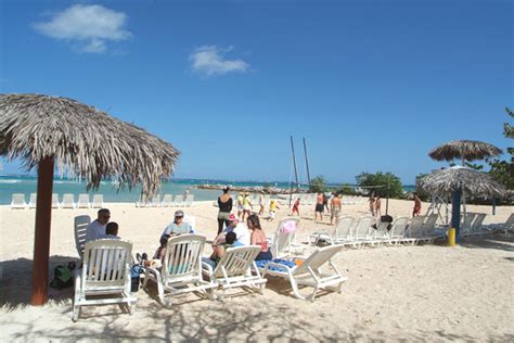 Brisas Guardalavaca vacation deals - Lowest Prices, Promotions, Reviews ...