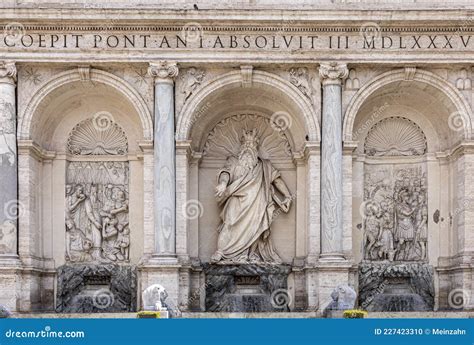 Fontana Dell Acqua Felice Rome Stock Photo Image Of Outdoor Dell