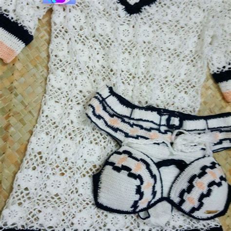 Biquíni Crochê Hot Pants E Saída De Praia Elo
