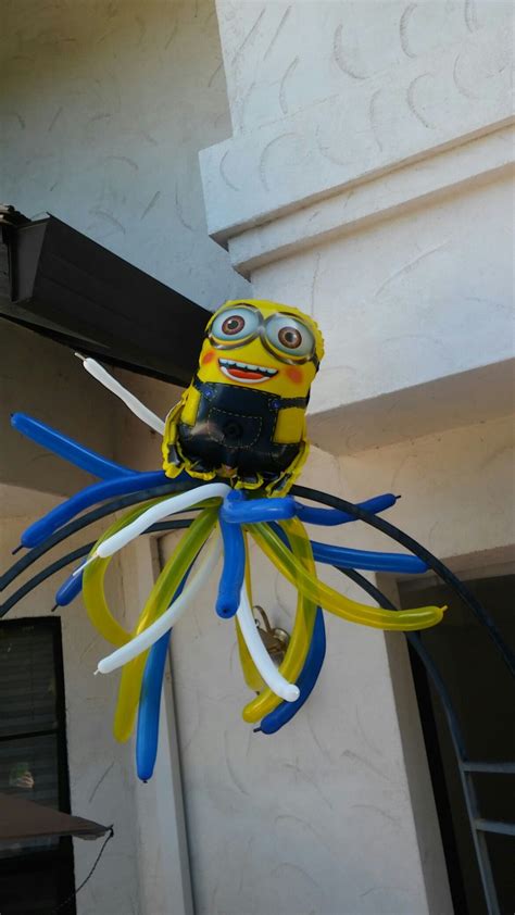 Mini Minion Balloon With Twisties Minion Balloons Minion Party Minions