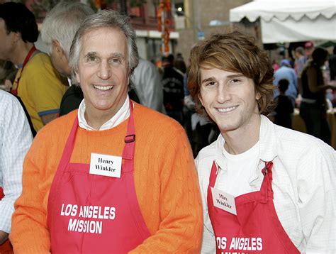 Henry Winkler makes a rare public appearance with his gorgeous wife at ...