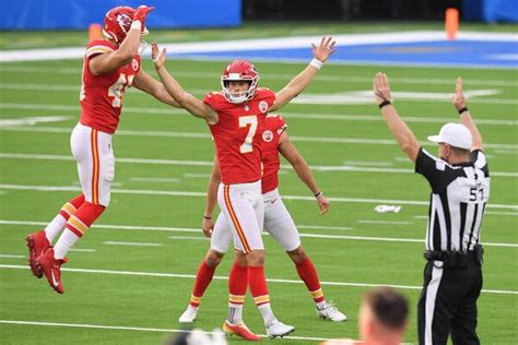 Week 2 Nfl Recap The Chargers Nearly Shocked Pat Mahomes And The Chiefs The New York Times