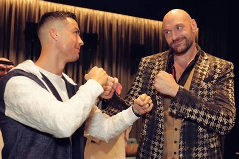 3 Alasan Tyson Fury Sebut Cristiano Ronaldo Lebih Baik Ketimbang Lionel