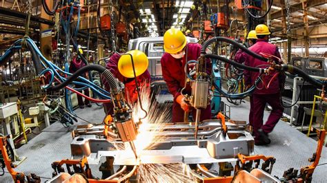 China S Industrial Profits Growth Slows To 9 Year On Year In November