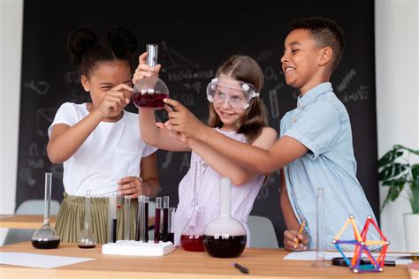 kids-learning-more-about-chemistry-class - Steve Hiles' Educational ...