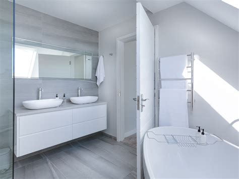 Grey Bathroom Tile Ideas