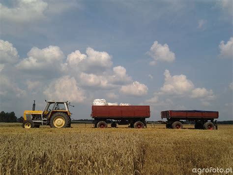 Foto Ciagnik Ursus C Przyczepy Bss Id Galeria Rolnicza