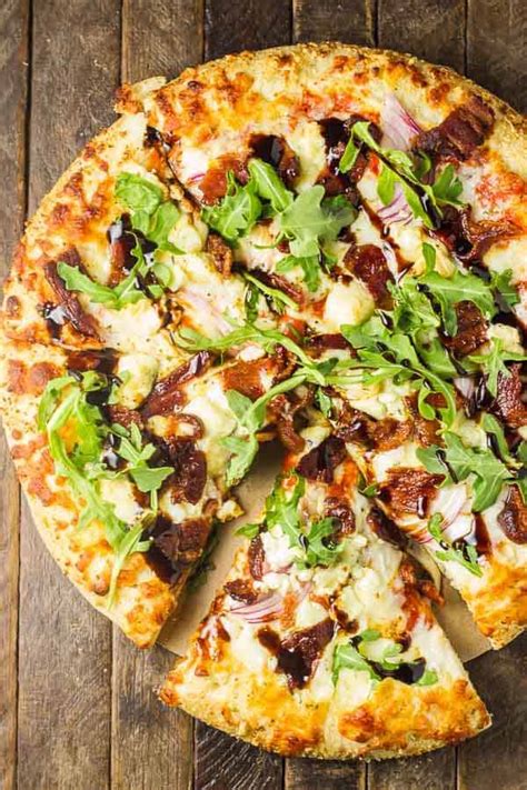 Easy Blue Cheese Balsamic Pizza – The Wicked Noodle