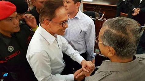 Mahathir Mohamad Dukung Anwar Ibrahim Jadi Pm Malaysia Global