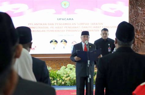 Isran Lantik Pns Pejabat Administrator Pengawas Dan Fungsional