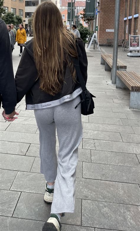 Cute Ass Tight Jeans Forum