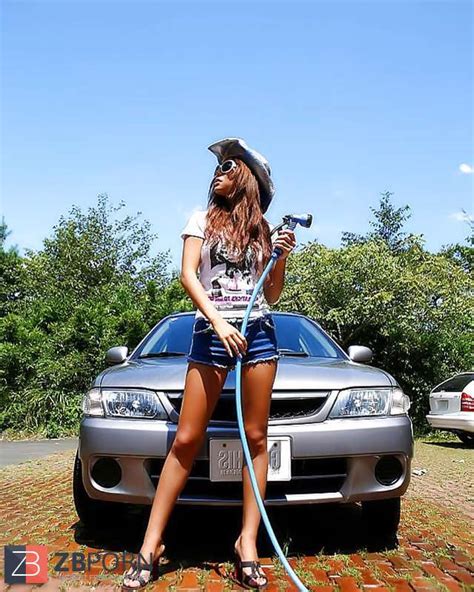 Hotty Asian Chick Car Washing ZB Porn